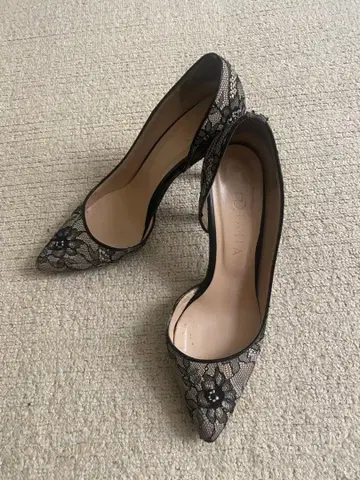 레이스 디자인 하이힐