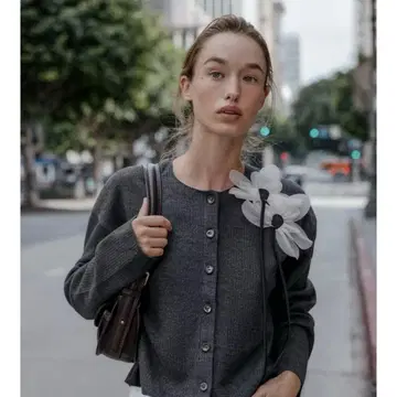 ZARA 플라워 리브 자켓