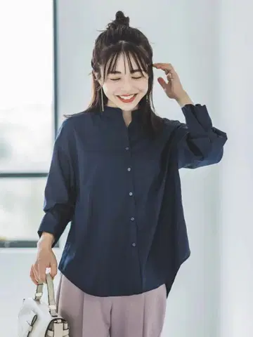 COHINA 사이드 슬릿 버튼 셔츠 네이비