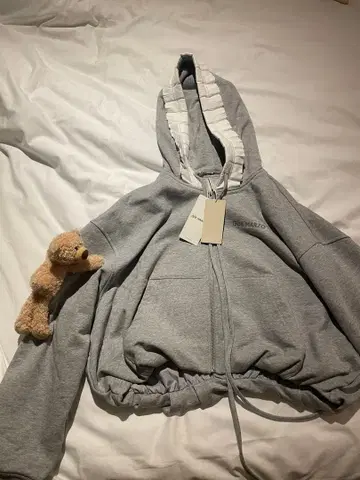 13DE MARZO 그레이 후드 부착 후드티