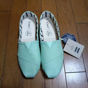 TOMS earthwise 슬립온 민트 그린 사이즈 7