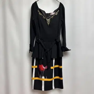 [ 고급 Sobre ] Sobre 비쥬 블랙 페플럼 드레스