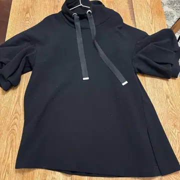 엔폴드 상의 후드티