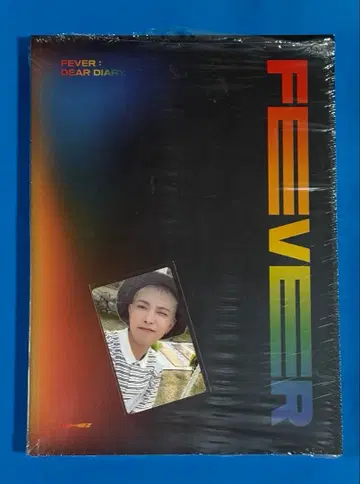 ATEEZ FEVER : DEAR DIARY 트레이딩 카드 홍준