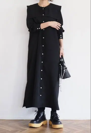 [ 새상품급 ] ANIECA 롱 원피스 블랙