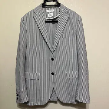 스트라이프 블레이저와 팬츠 세트