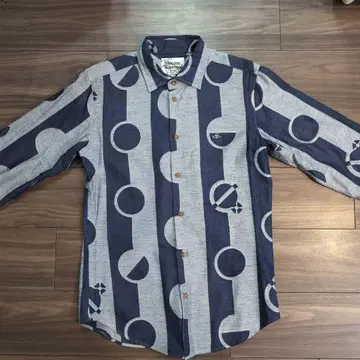 비비안 웨스트우드 맨 긴팔 셔츠