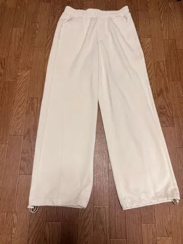 H&M 배럴 레그 스웨트 팬츠