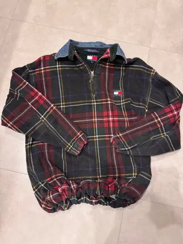 TOMMY JEANS 체크 무늬 트레이닝복 M