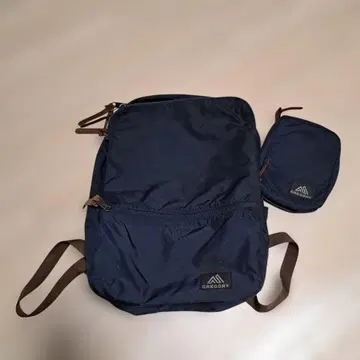 GREGORY 네이비 백팩 수납 파우치 포함