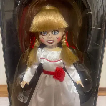 애나벨 피규어 컨저링