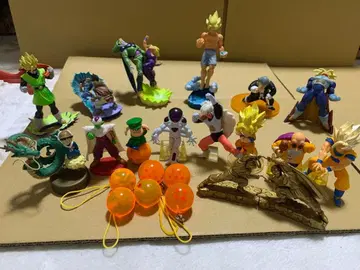 드래곤볼 피규어 세트