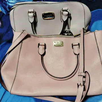 MICHAEL KORS 핑크 숄더백