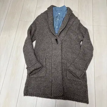 새상품 vingtrois 가디건 그레이지 카우친