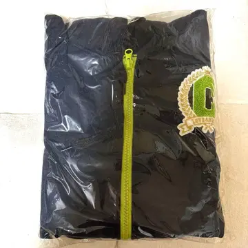 우타프리 아이지마 세실 프린스 후드티 미개봉