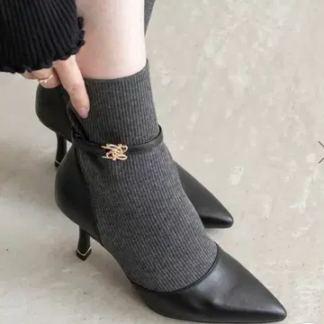 RANDA 펌프스라이크 니트 도킹 부츠 그레이