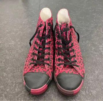 CONVERSE ALL STAR 레오파드 무늬 하이컷 스니커즈