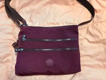 키플링 숄더백 (퍼플)