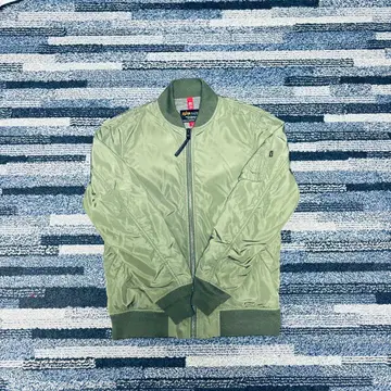 ALPHA INDUSTRIES MA-1 플라이트 자켓