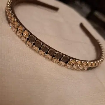 브라운 큐빅 헤어밴드