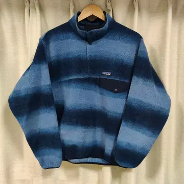 파타고니아 라이트웨이트 신틸라 스냅T M 25580 HDNB