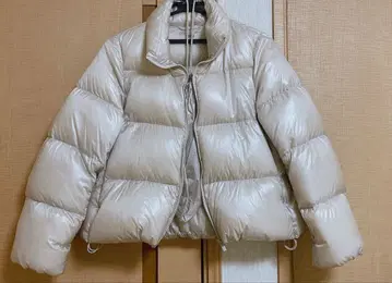 유니클로 베이지 숏 다운 자켓