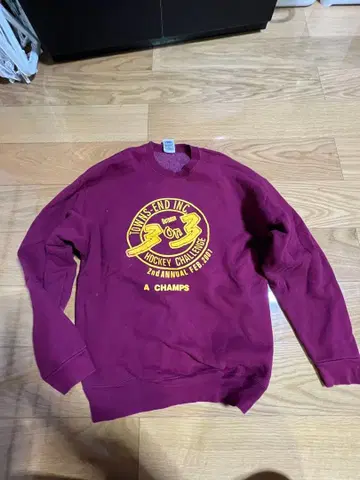 버건디 프론트 프린트 맨투맨