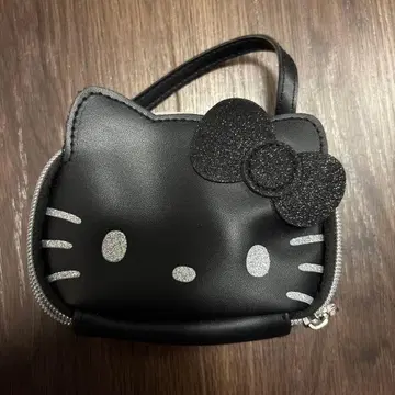 립을 세로로 수납할 수 있는 즈보라에게 친절한 미니 화장품 파우치