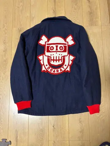 DOARAT 바시티 자켓 스컬 패턴