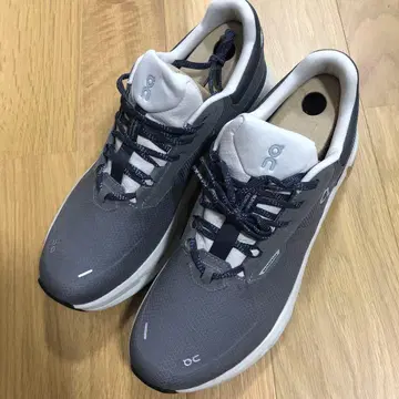 On Running Cloudrunner 2 스니커즈 26cm