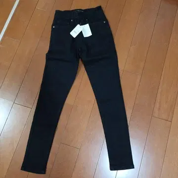 GORGE 블랙 슬림 레그 스키니