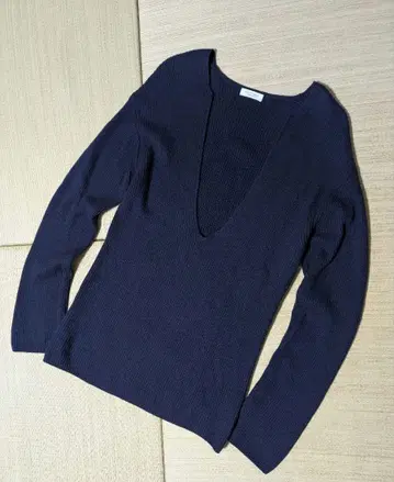 BEAUTY&YOUTH/딥 스키퍼 넥 니트/네이비/울 100