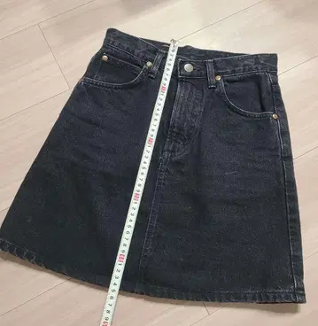 Lee 다크 데님 타이트 스커트