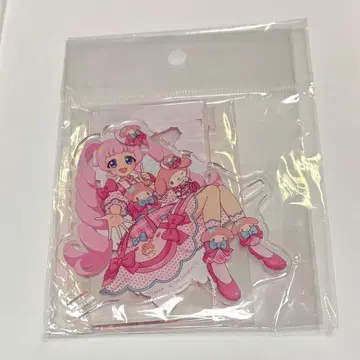 아이프리 히마리 산리오 앉아있는 아크릴 피규어