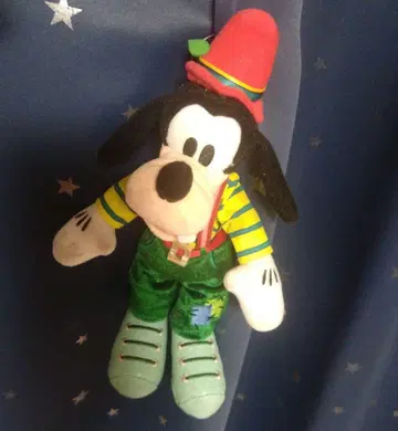 디즈니랜드 포레스트 극장 구피