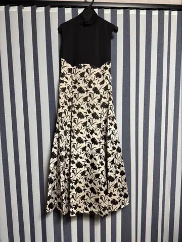 새상품 rire fete 스콧 클럽 보타니컬 자카드 레이스업 드레스