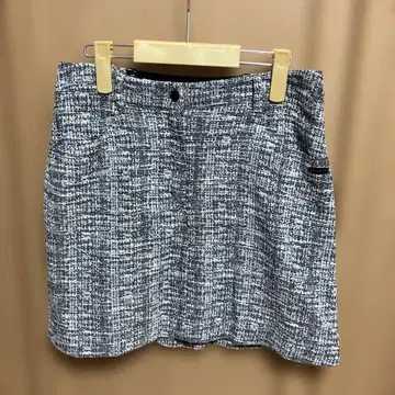 epicure 화이트 블랙 트위드 스커트