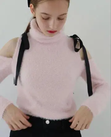mohair ribbon shoulder off knit pink