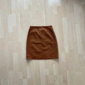 LOUNIE 사다리꼴 코듀로이 스커트