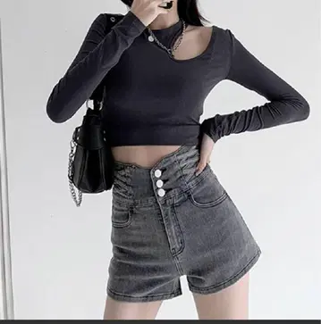 차콜 그레이 하이웨스트 숏팬츠