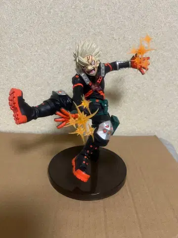 나의 히어로 아카데미아 바쿠고 카츠키 피규어