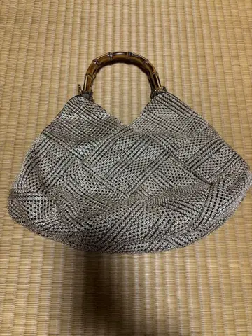 Bou Jeloud 핸드백