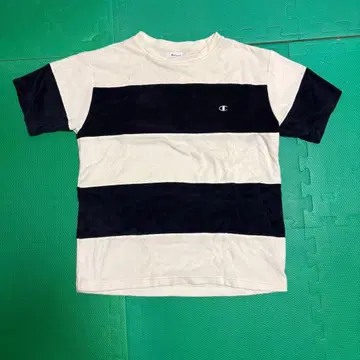 Champion X-LARGE 스트라이프 티셔츠