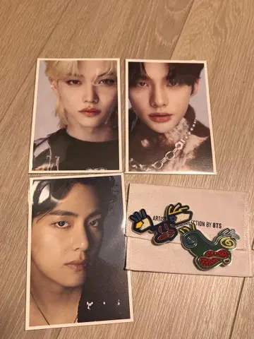 BTS 아티스트 메이드 V 배지 2점 덤 포함
