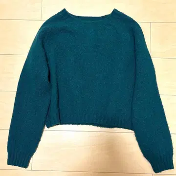 [HARLEY] 샤기 크롭 풀오버 미사용 M 그린