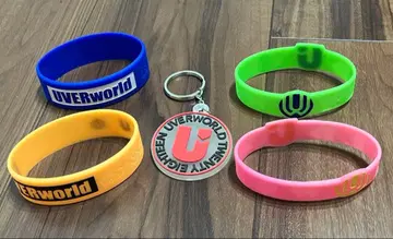 UVERworld 러버 밴드 4개 + 러버 키링 1개