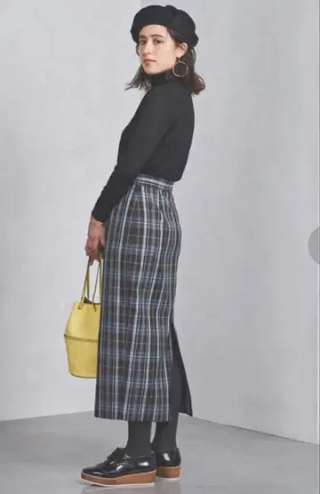 유나이티드 애로우즈 UWSC 체크 타이트 맥시 스커트