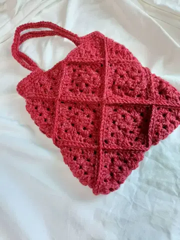 모티브 뜨기 털실 백 (빨간색)