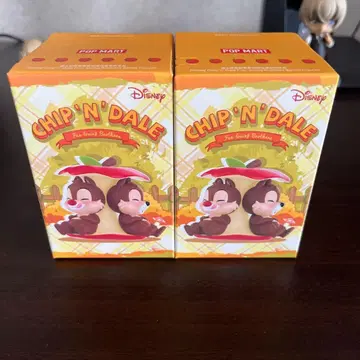 POP MART 디즈니 칩과 데일 피규어