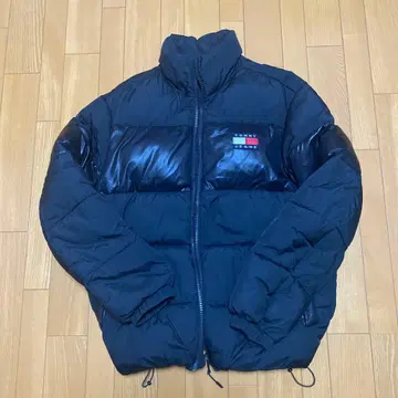 TOMMY JEANS 블랙 다운 자켓